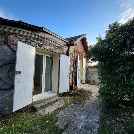 Appartement La Verrerie, Terrasse Et Jardinet Коньяк Экстерьер фото